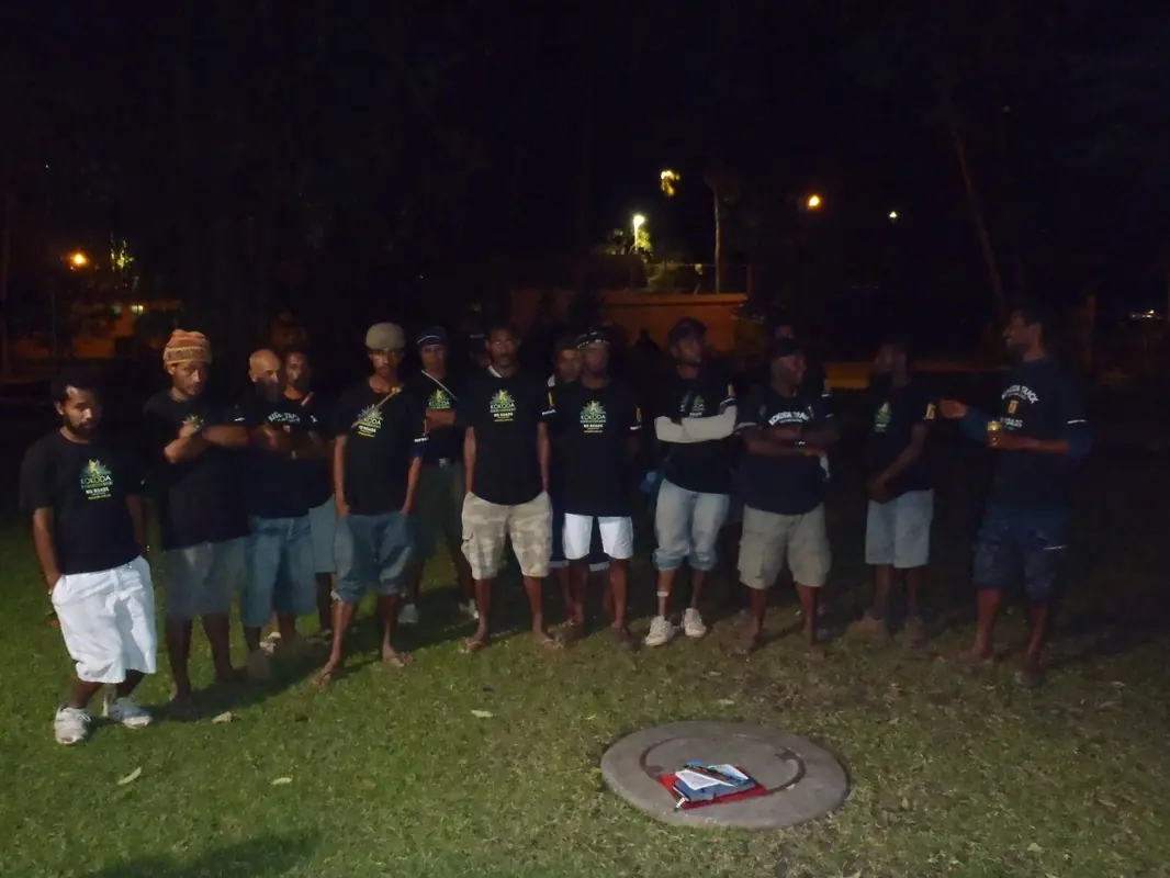 The local guide team lined up at night